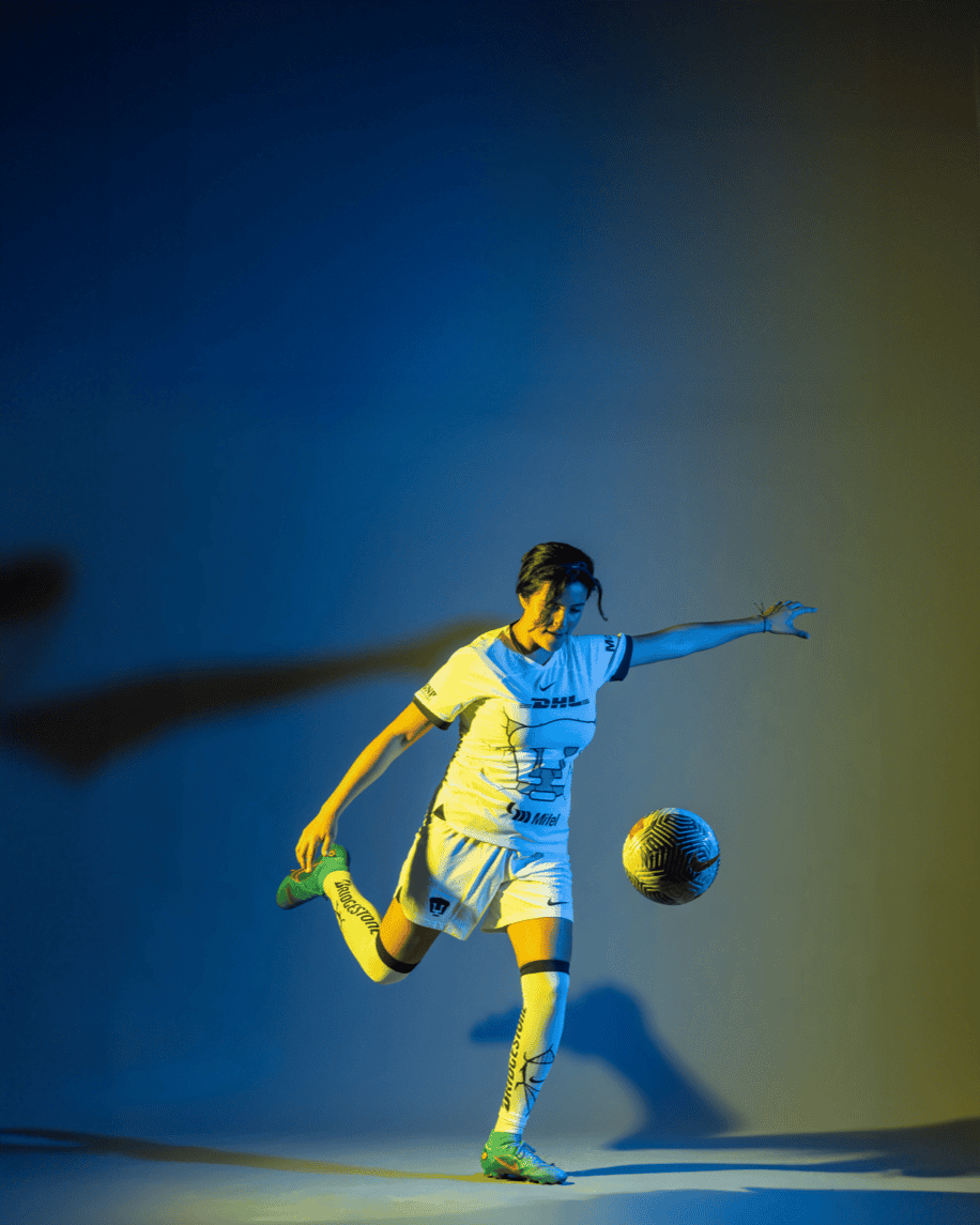 la liga es mixta. Mínimo 3 mujeres en cancha.