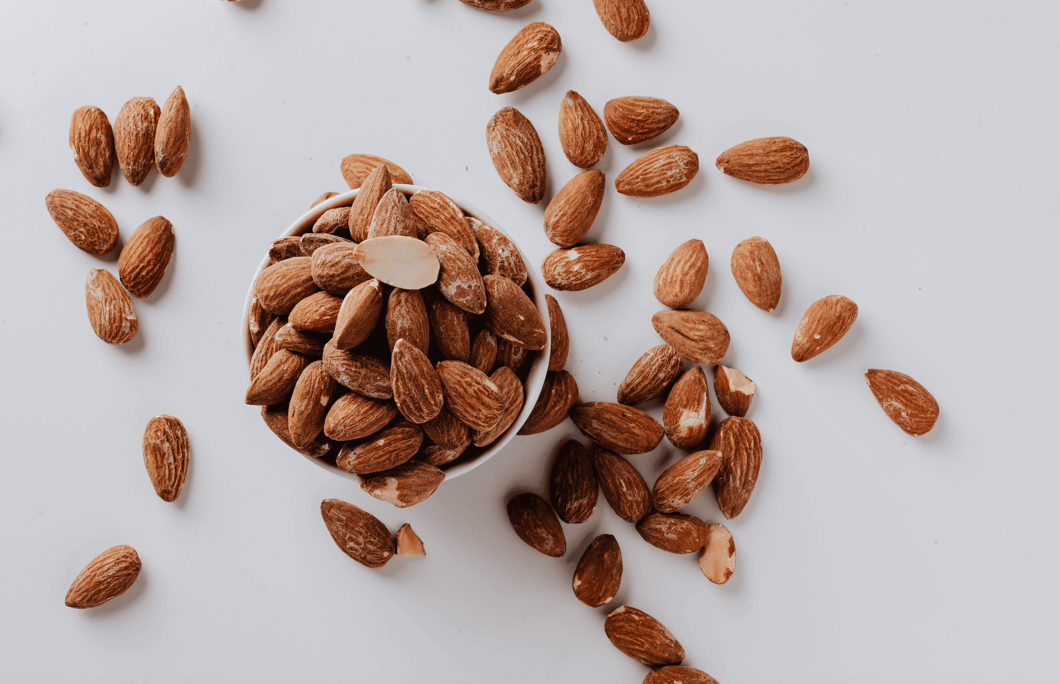 Almendras. Productores de Almendras: Potencia tu negocio con energía solar.